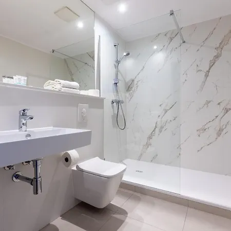 アパートホテル Maloves & Spa, W Bocznych Budynkach