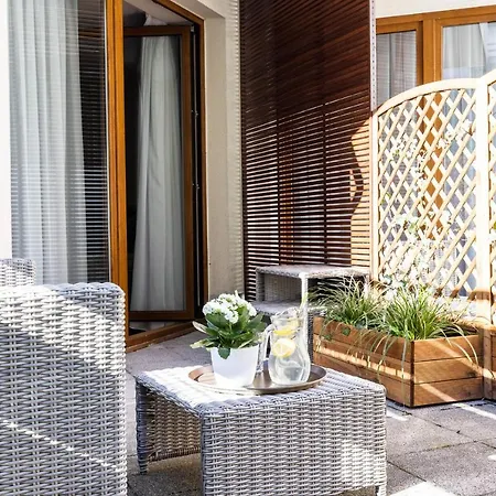 Maloves & Spa, W Bocznych Budynkach Władysławowo