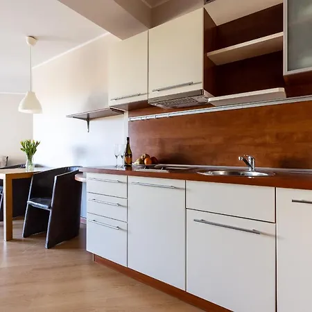 Maloves Resort&spa, W Bocznych Budynkach 4*