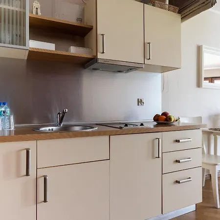 Hotel apartamentowy Maloves Resort&spa, W Bocznych Budynkach Władysławowo