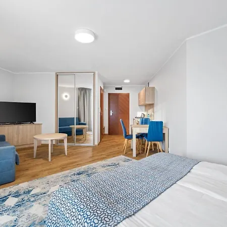 Aparthotel Maloves & Prywatne Wladyslawowo