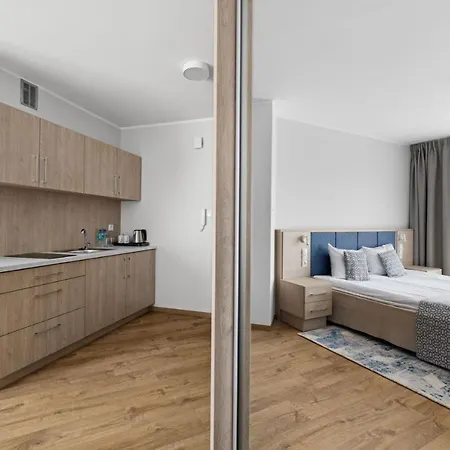Aparthotel Maloves & Prywatne Wladyslawowo