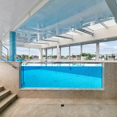Maloves & Spa, W Bocznych Budynkach Apartahotel 4*