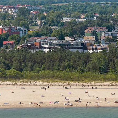 Maloves & Spa, W Bocznych Budynkach Apartahotel Władysławowo