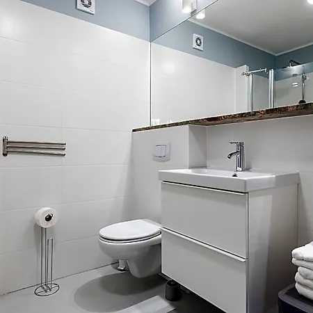 Maloves & Spa, W Bocznych Budynkach 公寓式酒店