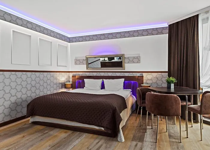 Maloves & Spa, W Bocznych Budynkach 4* Владыславово