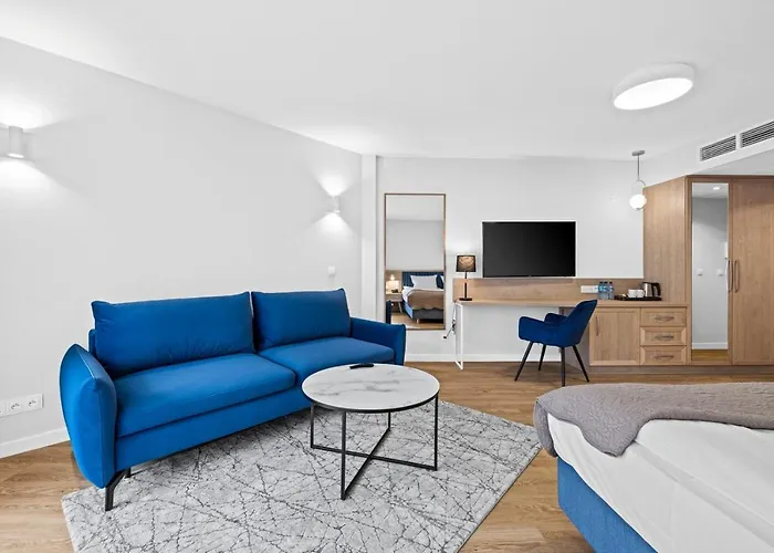 Maloves & Spa, W Bocznych Budynkach Владыславово