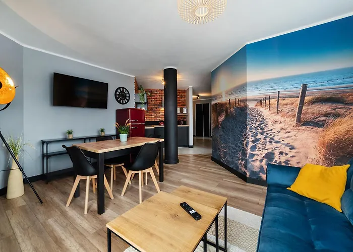 Maloves & Spa, W Bocznych Budynkach