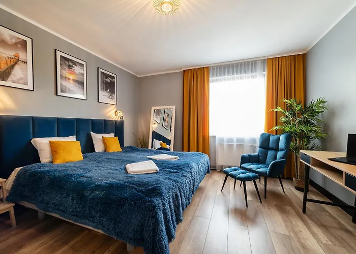 Maloves & Spa, W Bocznych Budynkach